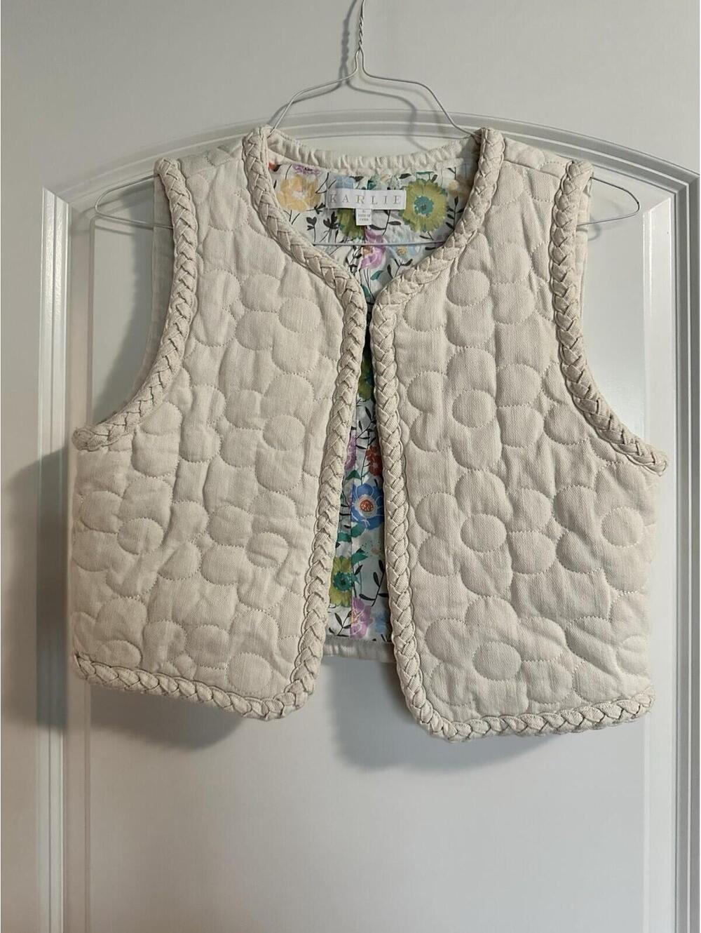 Karlie Cropped Quilted Vest, Size Small, Floral Lining Cream Outer Shell